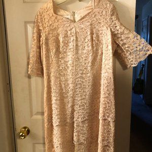 Semi-formal champagne pink 16 C